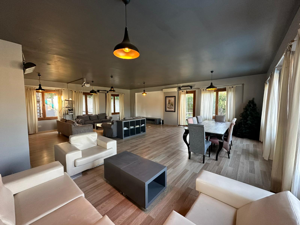 Sarıyer Uskmrköy Belkıs Konaklarında 3+1 ACİL Satılık Villa