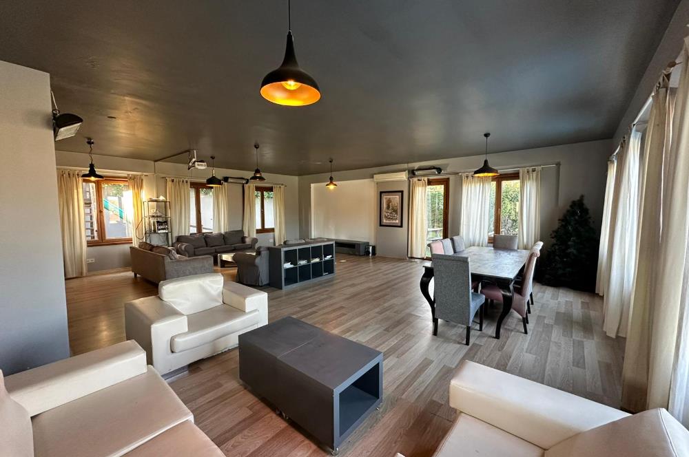 Sarıyer Uskmrköy Belkıs Konaklarında 3+1 ACİL Satılık Villa