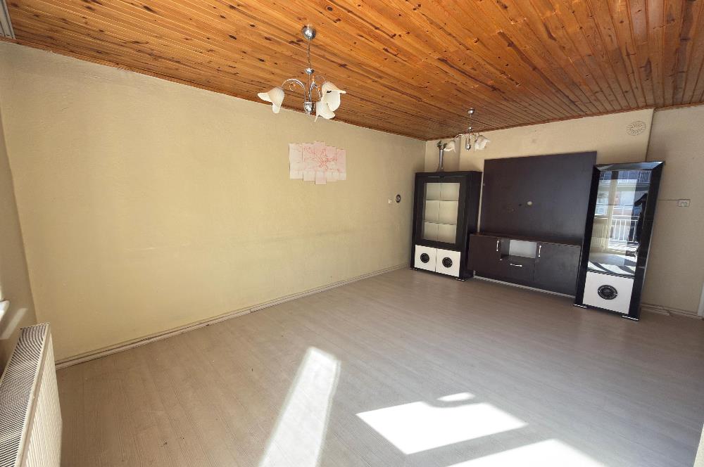 Century 21 Net'ten Emek Cad Apart Fiyatına Satılı 3+1 Daire