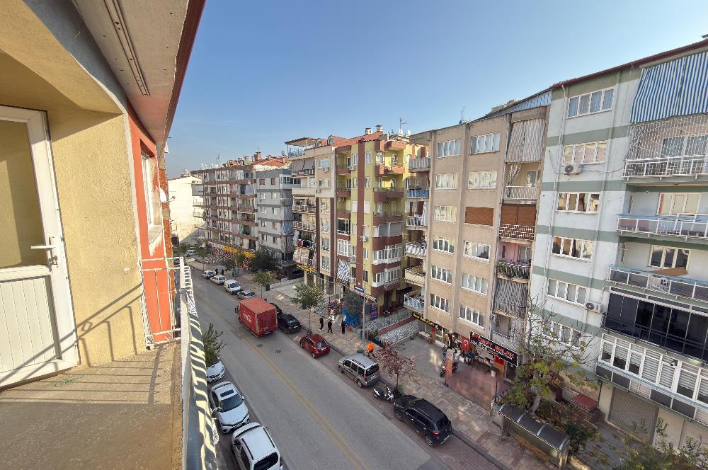 Century 21 Net'ten Emek Cad Apart Fiyatına Satılı 3+1 Daire