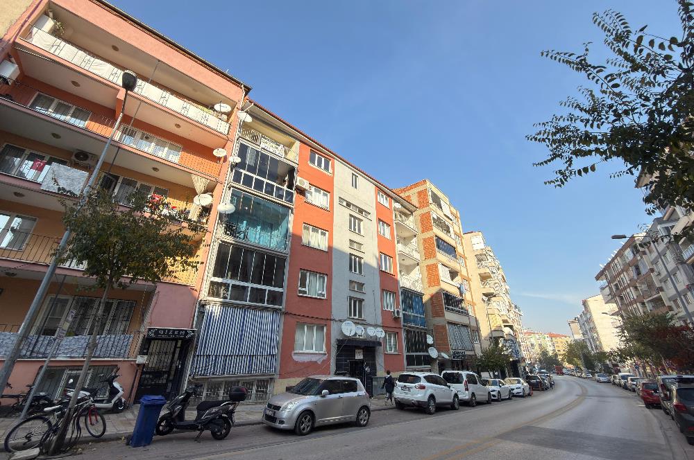 Century 21 Net'ten Emek Cad Apart Fiyatına Satılı 3+1 Daire