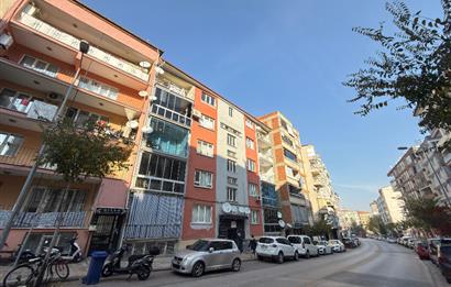 Century 21 Net'ten Emek Cad Apart Fiyatına Satılı 3+1 Daire