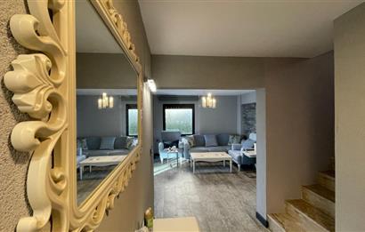 4+1 200 m2 , Panoramik Deniz Manzaralı ve Plajlı