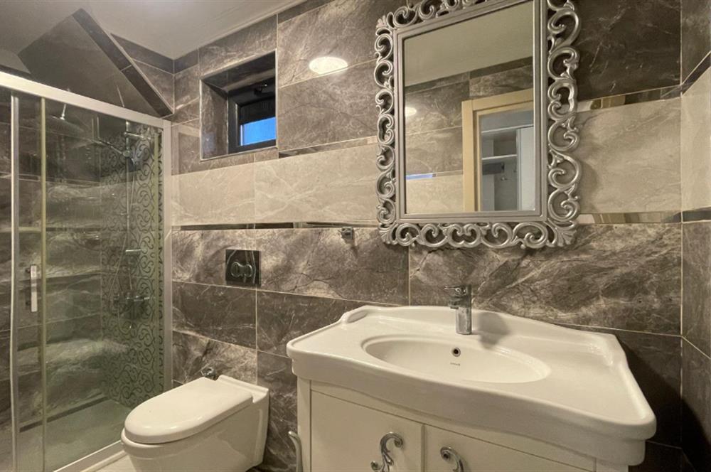 4+1 200 m2 , Panoramik Deniz Manzaralı ve Plajlı