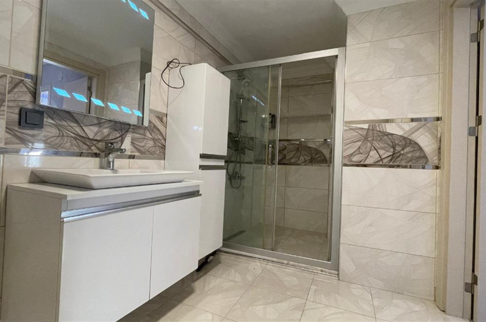 4+1 200 m2 , Panoramik Deniz Manzaralı ve Plajlı