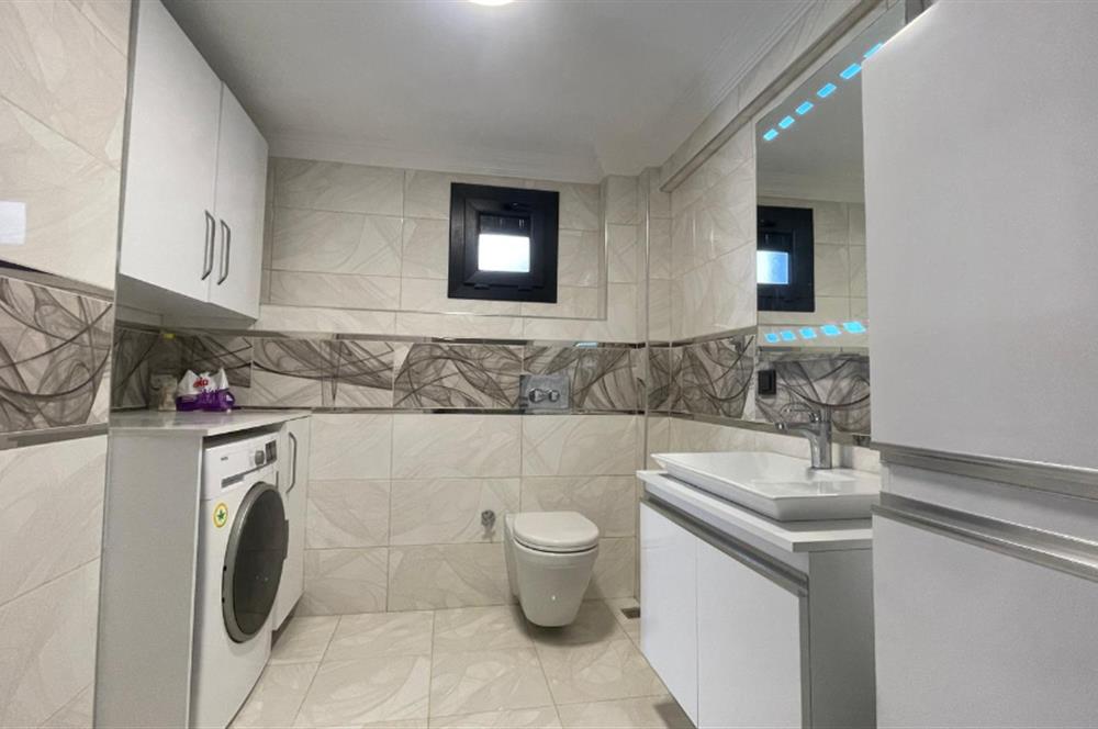 4+1 200 m2 , Panoramik Deniz Manzaralı ve Plajlı