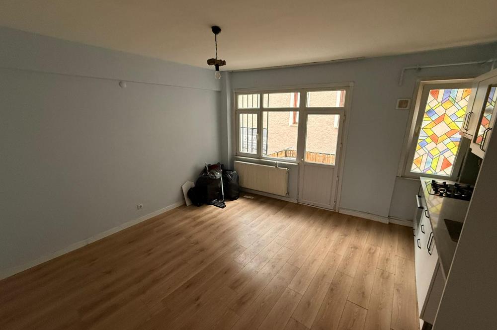 CİHANGİR' DE TAMAMEN YENİLENMİŞ 1+1 KİRALIK