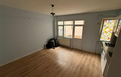 CİHANGİR' DE TAMAMEN YENİLENMİŞ 1+1 KİRALIK