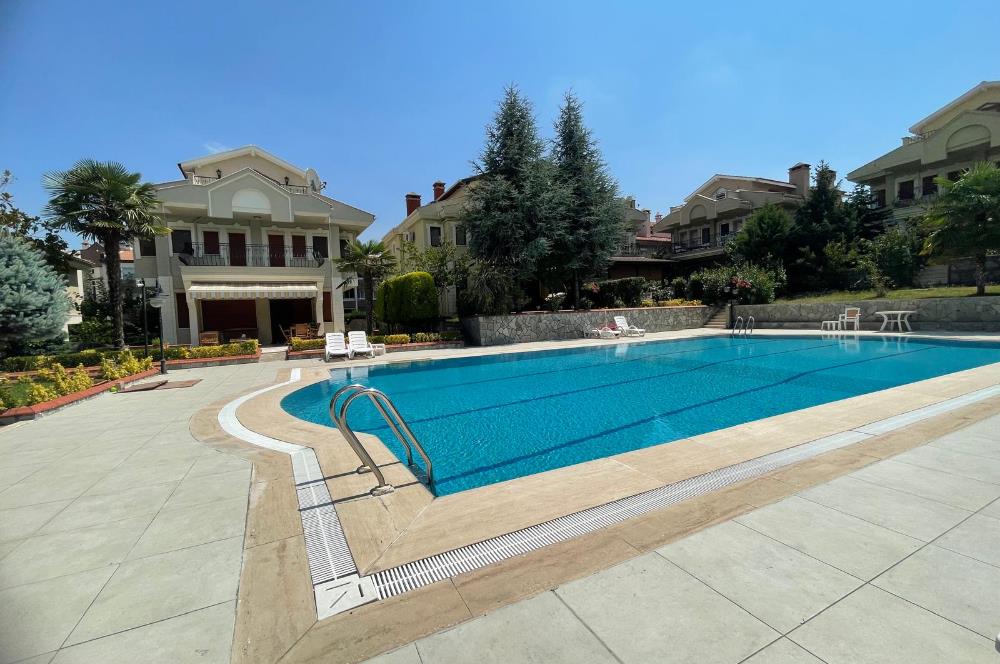 GÜMÜŞTEPEDE PRESTİJLİ SİTEDE GENİŞ AİLE VİLLASI CENTURY 21 EWA