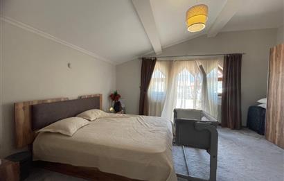 GÜMÜŞTEPEDE PRESTİJLİ SİTEDE GENİŞ AİLE VİLLASI CENTURY 21 EWA