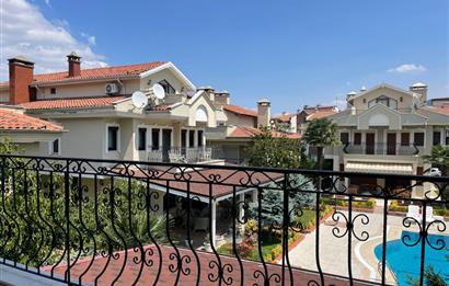 GÜMÜŞTEPEDE PRESTİJLİ SİTEDE GENİŞ AİLE VİLLASI CENTURY 21 EWA