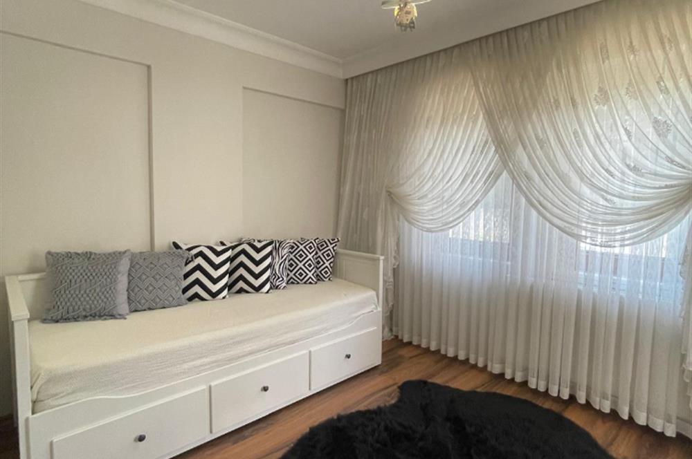 GÜMÜŞTEPEDE PRESTİJLİ SİTEDE GENİŞ AİLE VİLLASI CENTURY 21 EWA