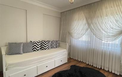 GÜMÜŞTEPEDE PRESTİJLİ SİTEDE GENİŞ AİLE VİLLASI CENTURY 21 EWA