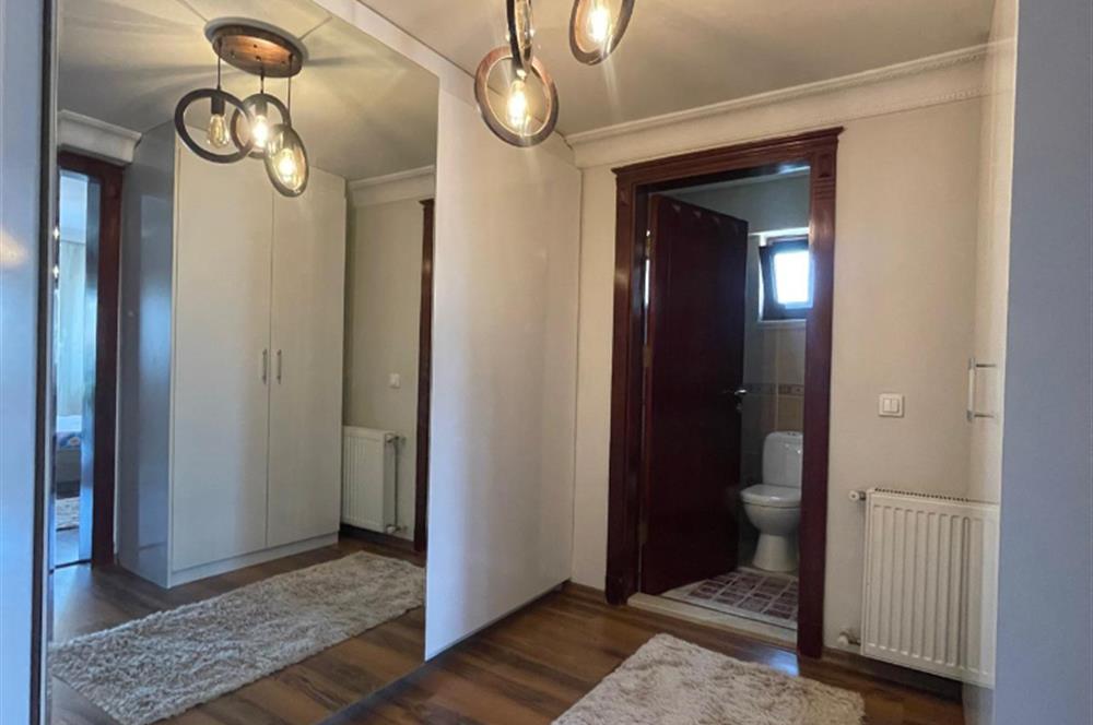 GÜMÜŞTEPEDE PRESTİJLİ SİTEDE GENİŞ AİLE VİLLASI CENTURY 21 EWA
