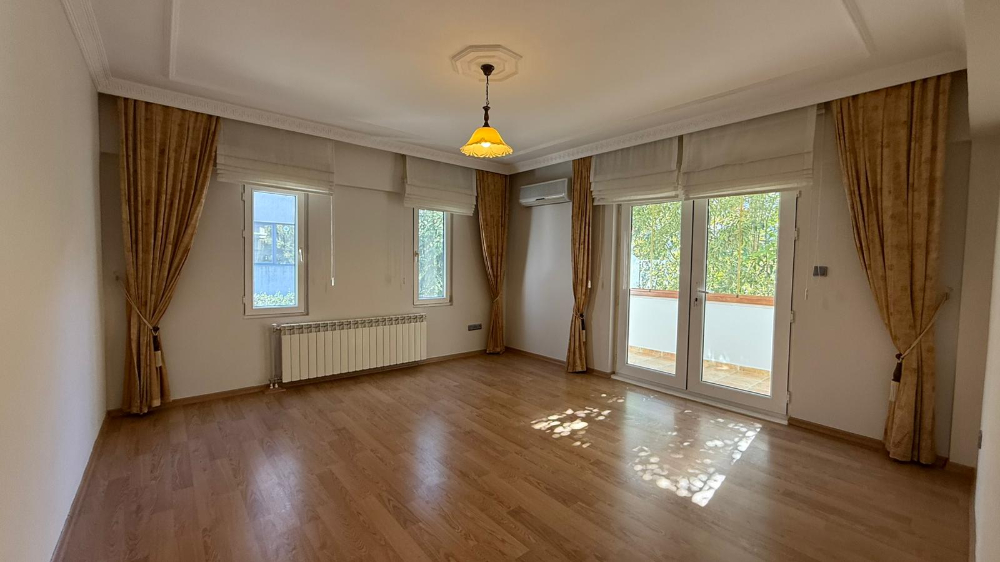 Göktürk Site İçerisinde Kiralık Boş LÜks Villa