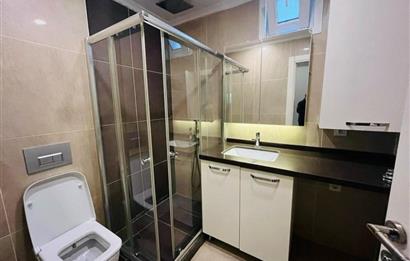 BOSTANCININ EN İYİ KONUMUNDA CADDEYE 3.YENİ BİNADA 2+1