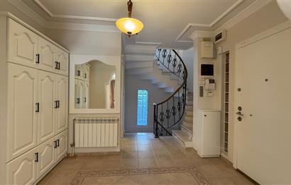 Göktürk Site İçerisinde Kiralık Boş LÜks Villa