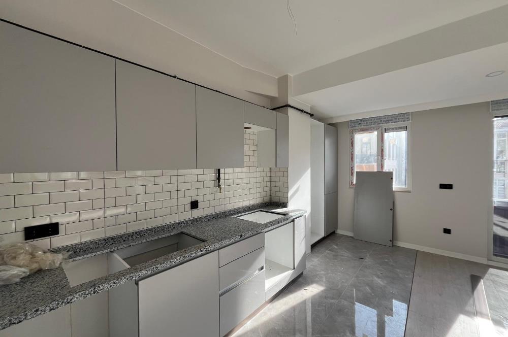 MARMARAY MİNİBÜS YOLUNA YAKIN EBEVEYN BANYOLU GÜNEY ÖN CEPHE 3+1