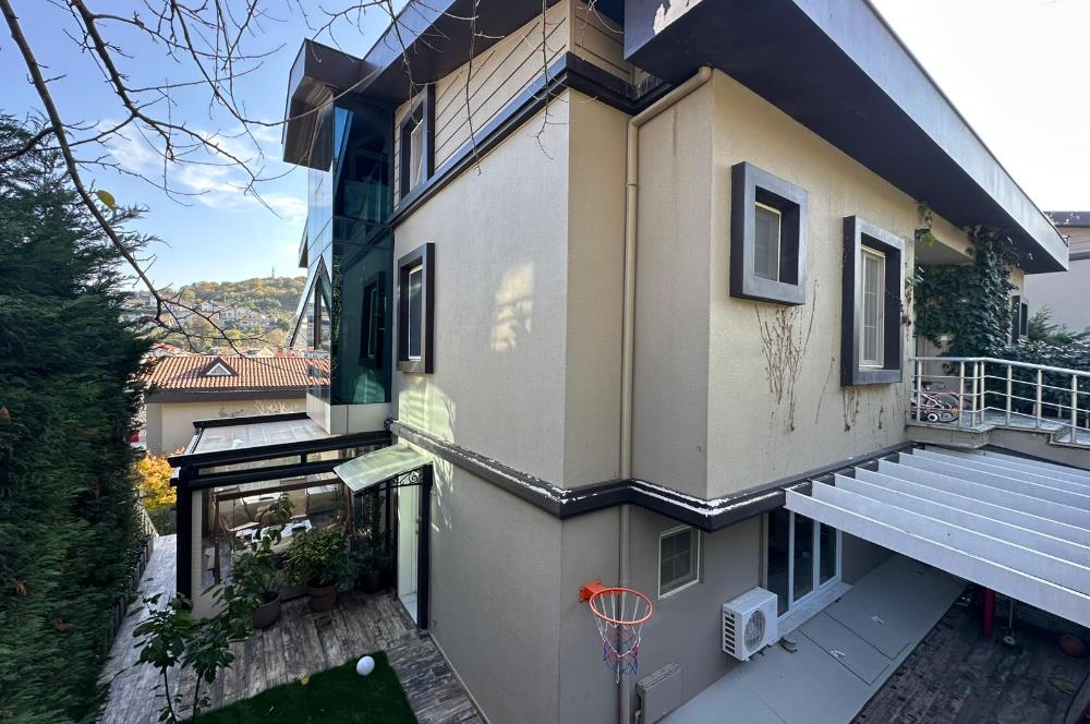 Sarıyer Uskmrköy Belkıs Konaklarında 3+1 ACİL Satılık Villa
