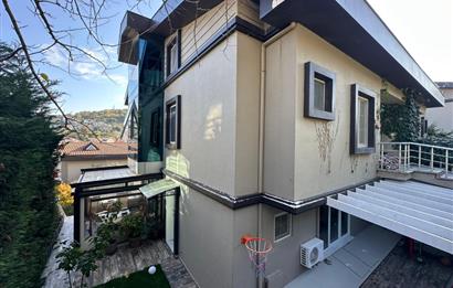 Sarıyer Uskmrköy Belkıs Konaklarında 3+1 ACİL Satılık Villa