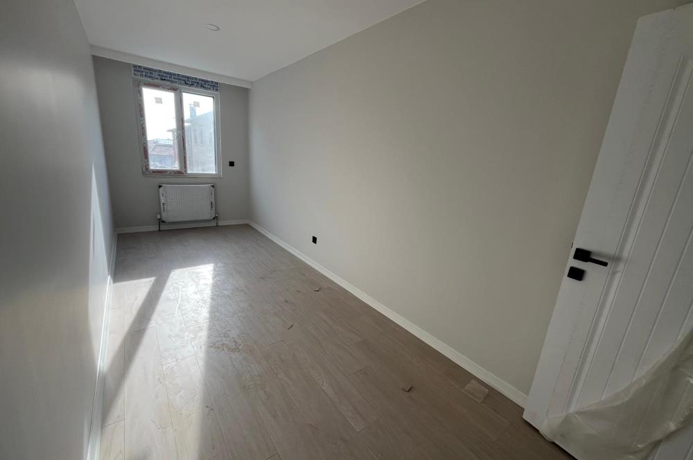 MARMARAY MİNİBÜS YOLUNA YAKIN EBEVEYN BANYOLU GÜNEY ÖN CEPHE 3+1