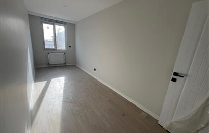 MARMARAY MİNİBÜS YOLUNA YAKIN EBEVEYN BANYOLU GÜNEY ÖN CEPHE 3+1