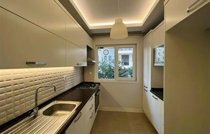 BOSTANCININ EN İYİ KONUMUNDA CADDEYE 3.YENİ BİNADA 2+1