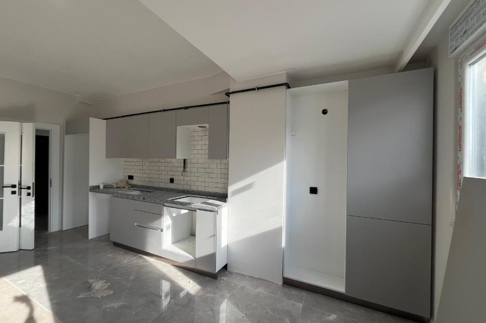 MARMARAY MİNİBÜS YOLUNA YAKIN EBEVEYN BANYOLU GÜNEY ÖN CEPHE 3+1