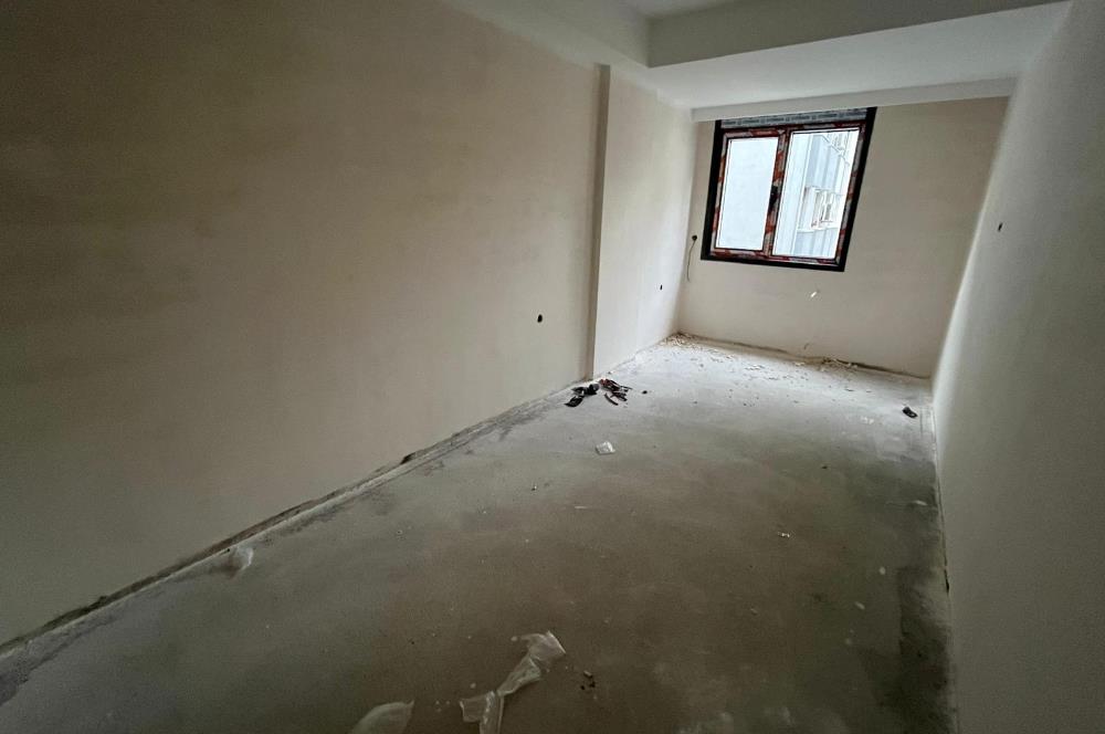 İDEALTEPEDE BAĞDAT CADDESİNDE OTURUM-YATIRIMA UYGUN FIRSAT 1+1