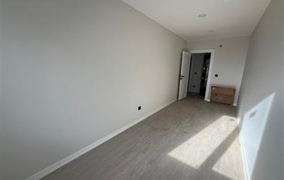 MARMARAY MİNİBÜS YOLUNA YAKIN EBEVEYN BANYOLU GÜNEY ÖN CEPHE 3+1