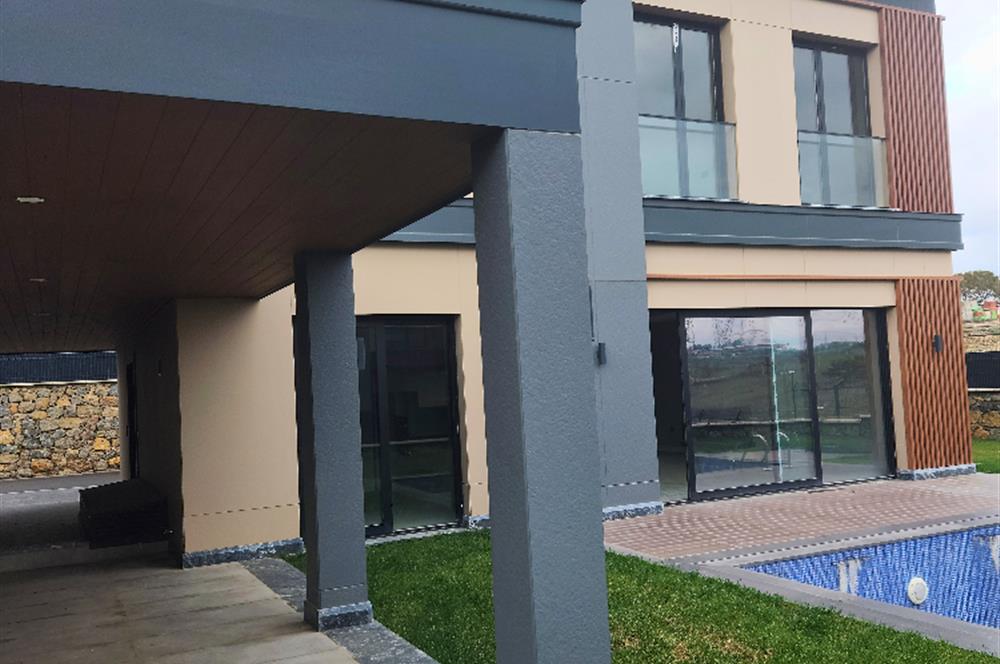 Bölgenin Prestijli Projesi - Akasya Country 5+2 Premium Villa