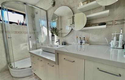 ERDEMKENT'TE SATILIK BÜYÜK BAHÇELİ, GENİŞ A TİPİ VİLLA