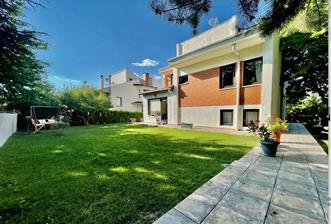 ERDEMKENT'TE SATILIK BÜYÜK BAHÇELİ, GENİŞ A TİPİ VİLLA - 1 - 30522