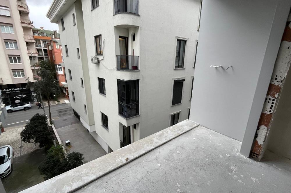 İDEALTEPEDE BAĞDAT CADDESİNDE OTURUM-YATIRIMA UYGUN FIRSAT 1+1