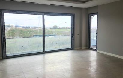 Prestijli Bölgede - Akasya Country 6+2 Kiralık Luxury Villa