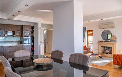 Bodrum Kumbahçe Kale ve Deniz Manzaralı Satılık Müstakil Villa