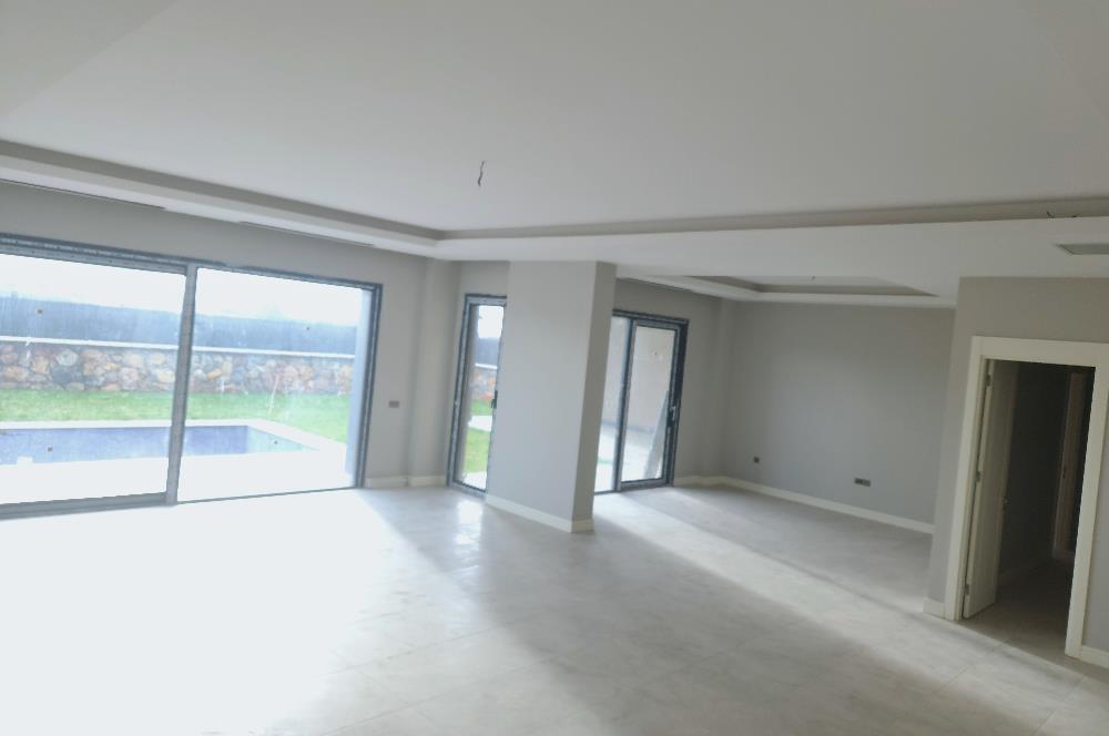 Prestijli Bölgede - Akasya Country 6+2 Kiralık Luxury Villa
