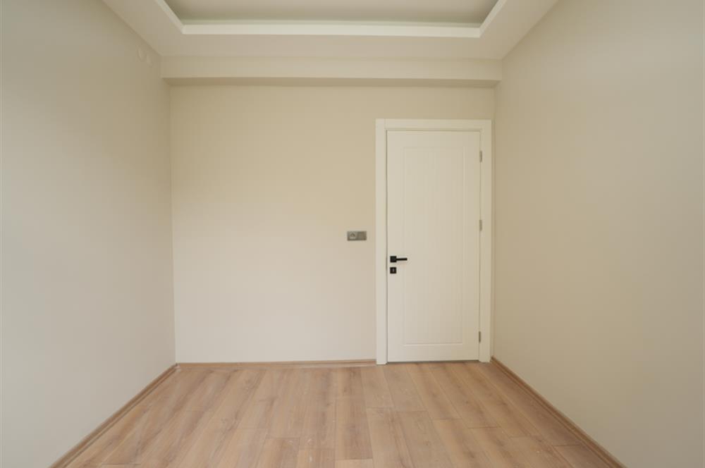 C21 Cius; Havuzlu Site İçerisinde Deniz Manzaralı Geniş Bahçeli