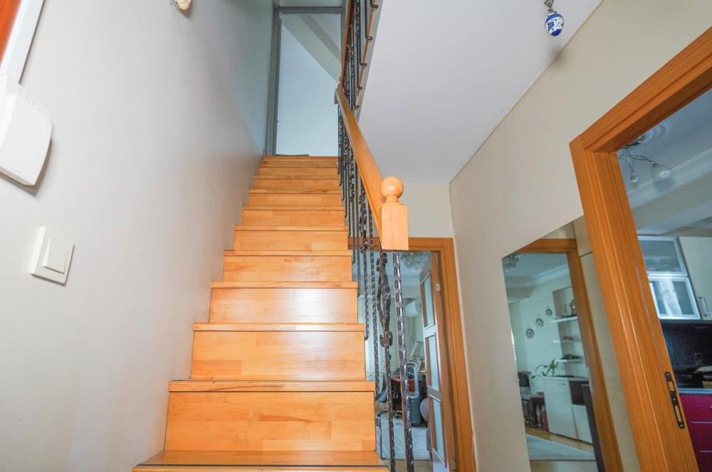 Merdivenköy'de Emsalsiz 5+2 Dubleks | Önü Açık, Park Cepheli