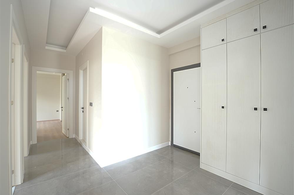 C21 Cius; Havuzlu Site İçerisinde Deniz Manzaralı Geniş Bahçeli