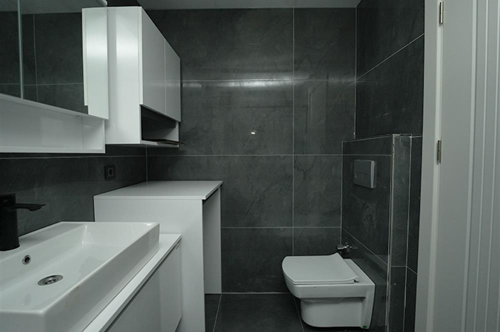 C21 Cius; Havuzlu Site İçerisinde Deniz Manzaralı Geniş Bahçeli