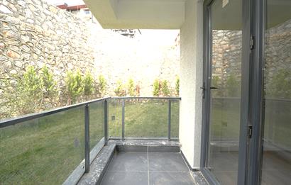 C21 Cius; Havuzlu Site İçerisinde Deniz Manzaralı Geniş Bahçeli