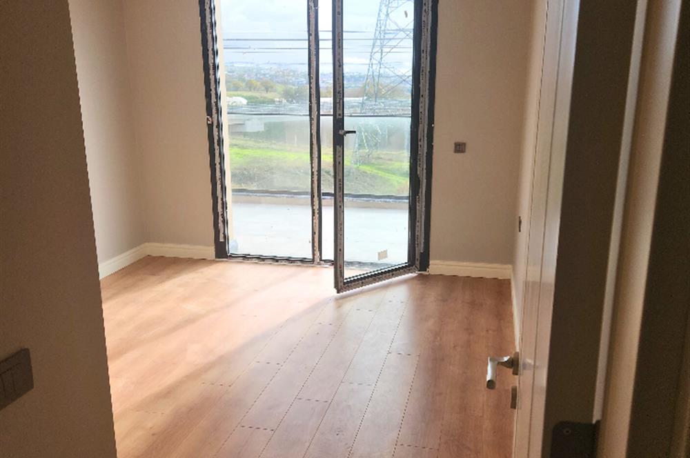 Prestijli Bölgede - Akasya Country 6+2 Kiralık Luxury Villa