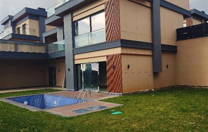 Prestijli Bölgede - Akasya Country 6+2 Kiralık Luxury Villa