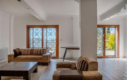 Bodrum Kumbahçe Kale ve Deniz Manzaralı Satılık Müstakil Villa