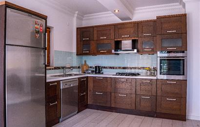 Bodrum Kumbahçe Kale ve Deniz Manzaralı Satılık Müstakil Villa