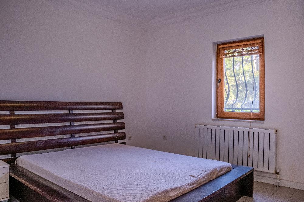 Bodrum Kumbahçe Kale ve Deniz Manzaralı Satılık Müstakil Villa