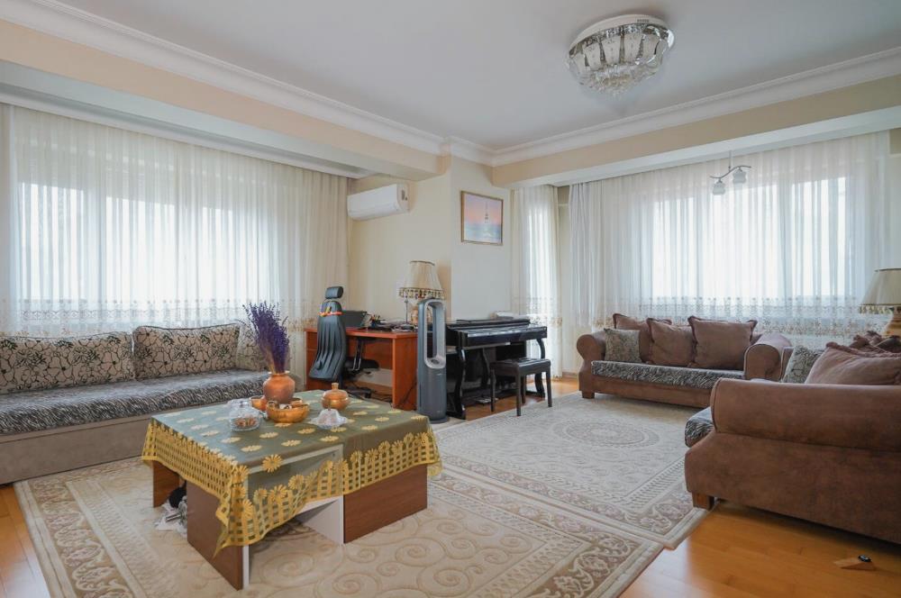 Merdivenköy'de Emsalsiz 5+2 Dubleks | Önü Açık, Park Cepheli