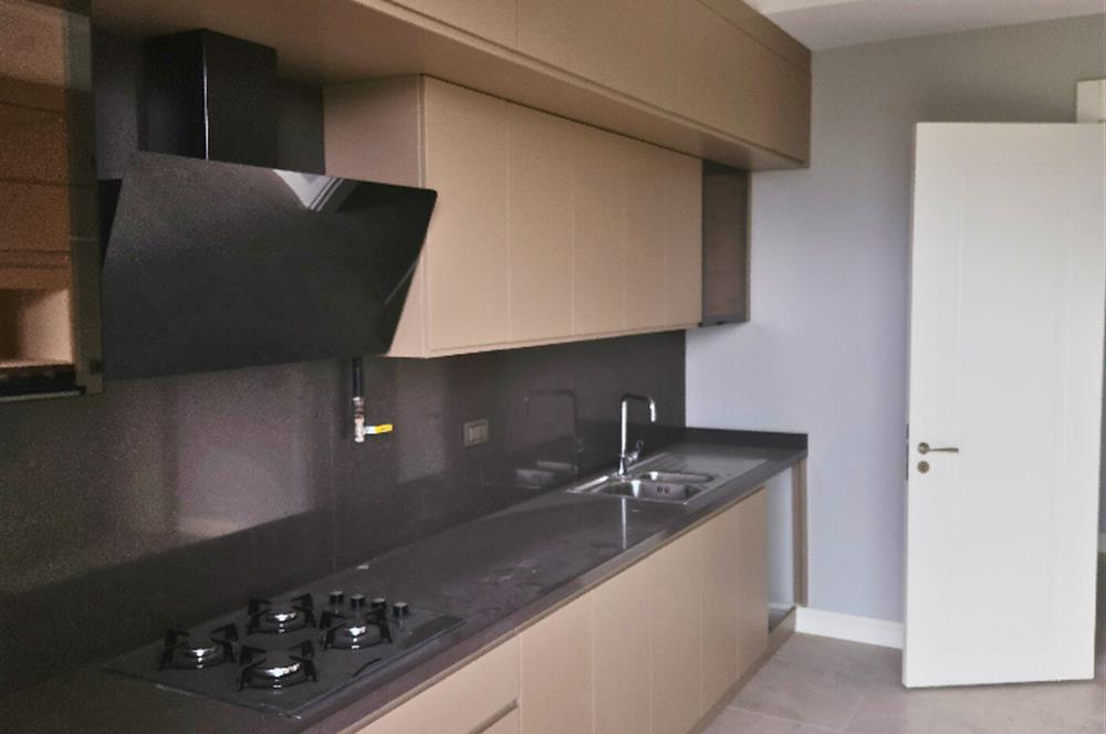 Prestijli Bölgede - Akasya Country 6+2 Kiralık Luxury Villa