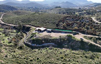 Bodrum Dereköy Kavakderesi’nde Dereye Cepheli, Yapı Kayıt Alanı Bulunan 8.437 m² Arazi